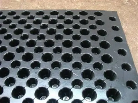 PVC drainage board