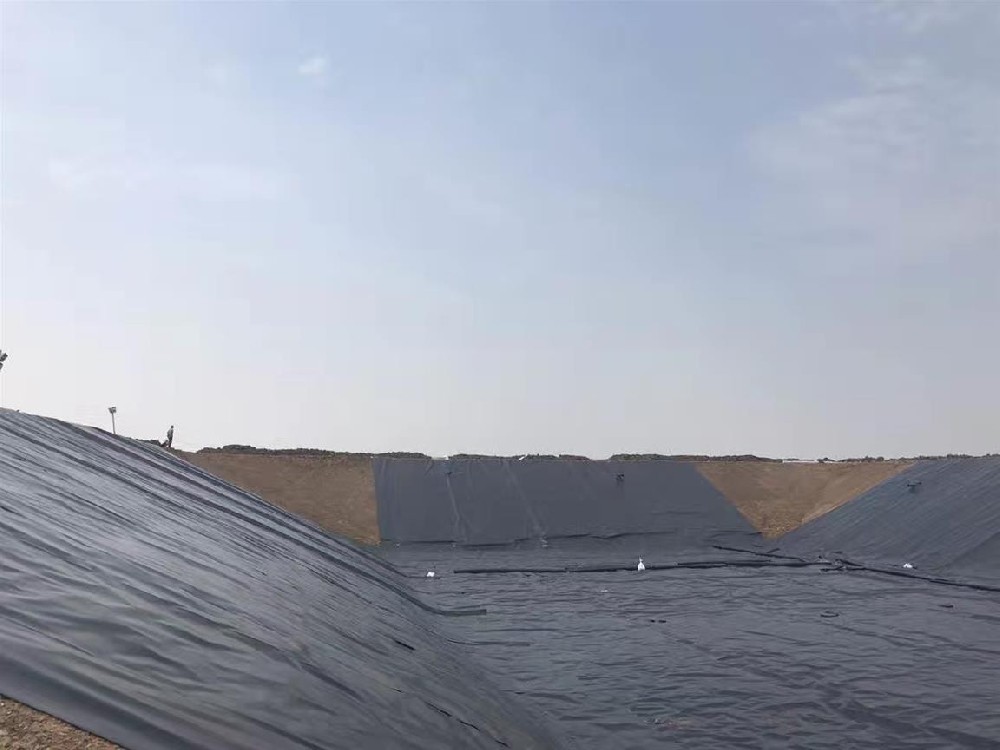 Fish pond waterproof liner