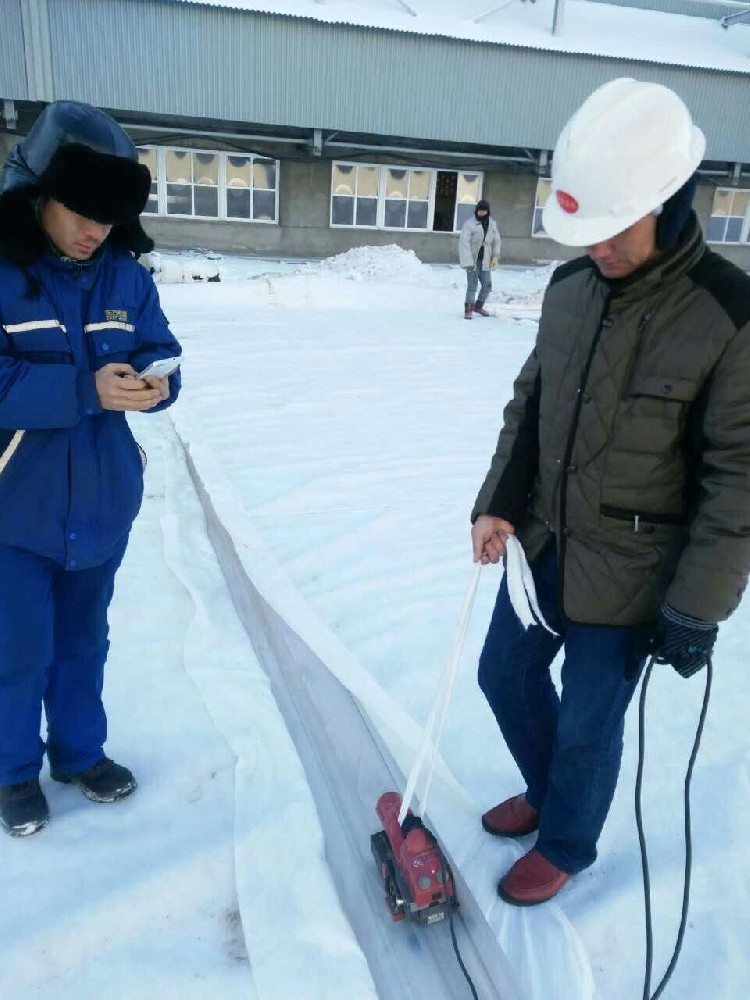 Three Common Key Factors for Laying Composite Geomembranes